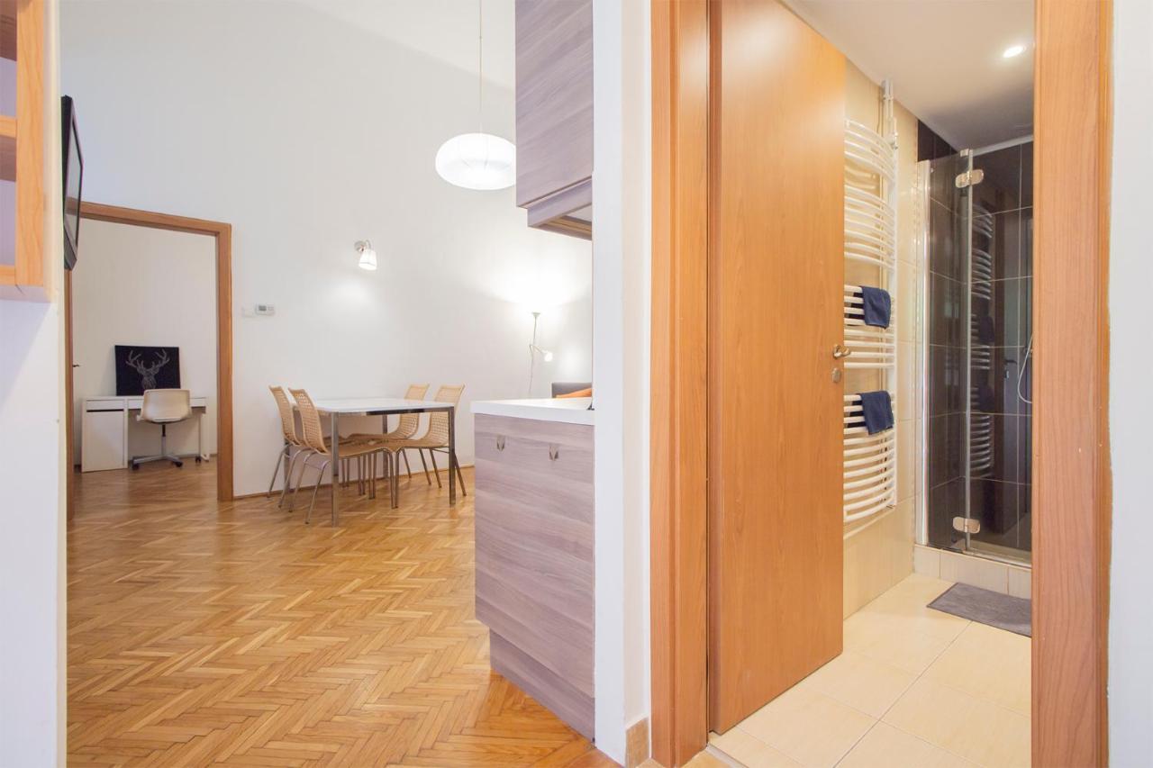 Basilica Two Bedroom Apartment Budapeste Exterior foto